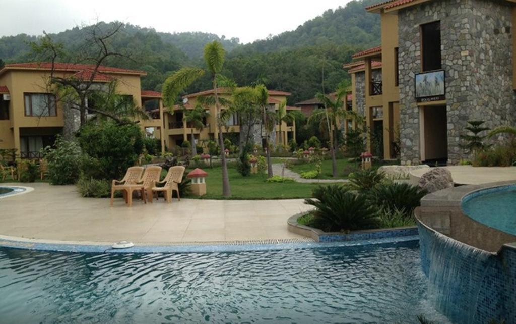 Dewdrop Mango Bloom Resort Nainital Room photo